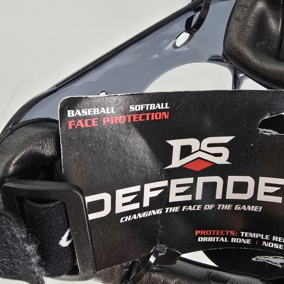DS Defender Softball Baseball Face Mask Guard Youth Sport Shield NWT Large - Picture 4 of 6